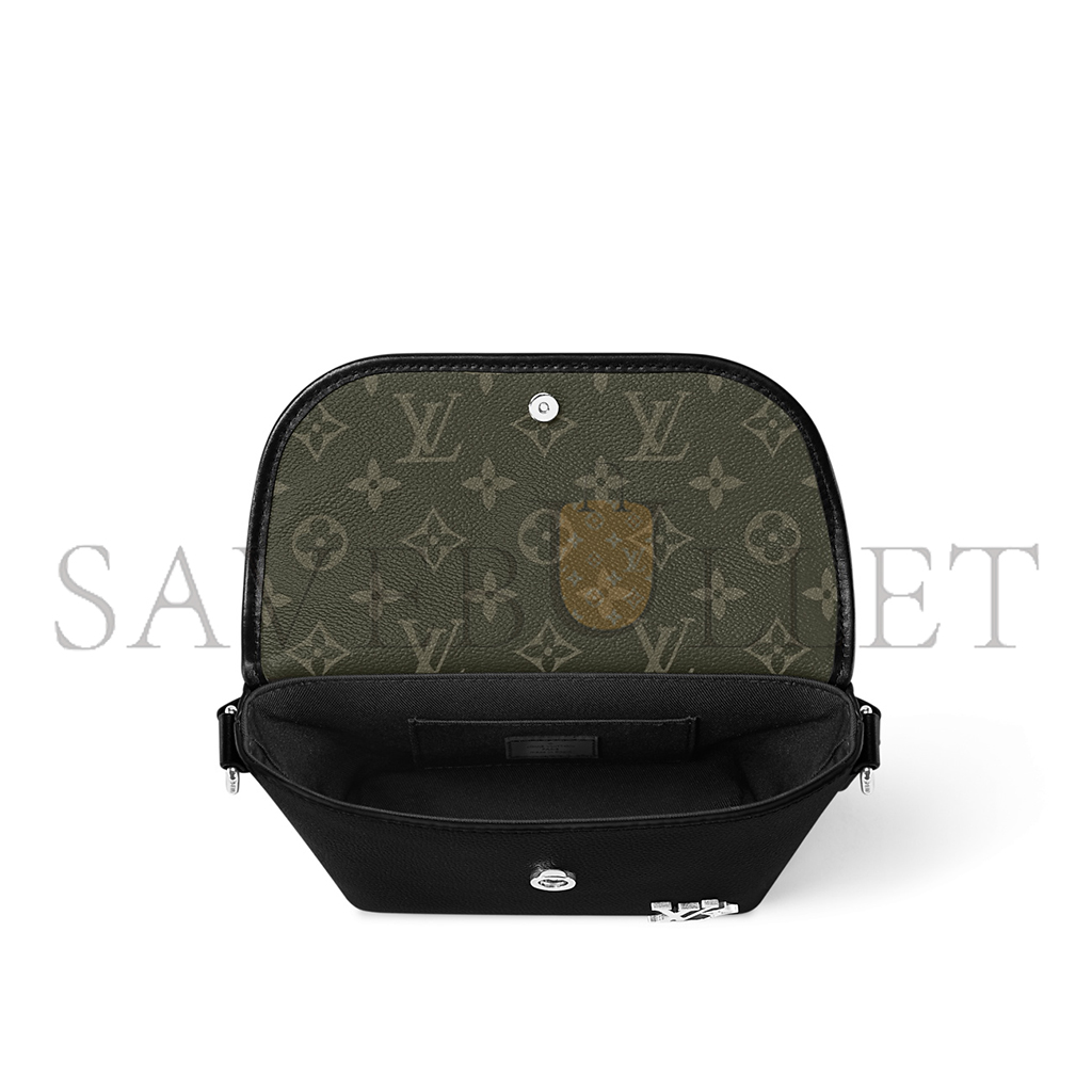 LOUIS VUITTON PULSE WEARABLE WALLET M12618 (23*16*5cm) LOUIS VUITTON PULSE WEARABLE WALLET M12618 (23*16*5cm)
